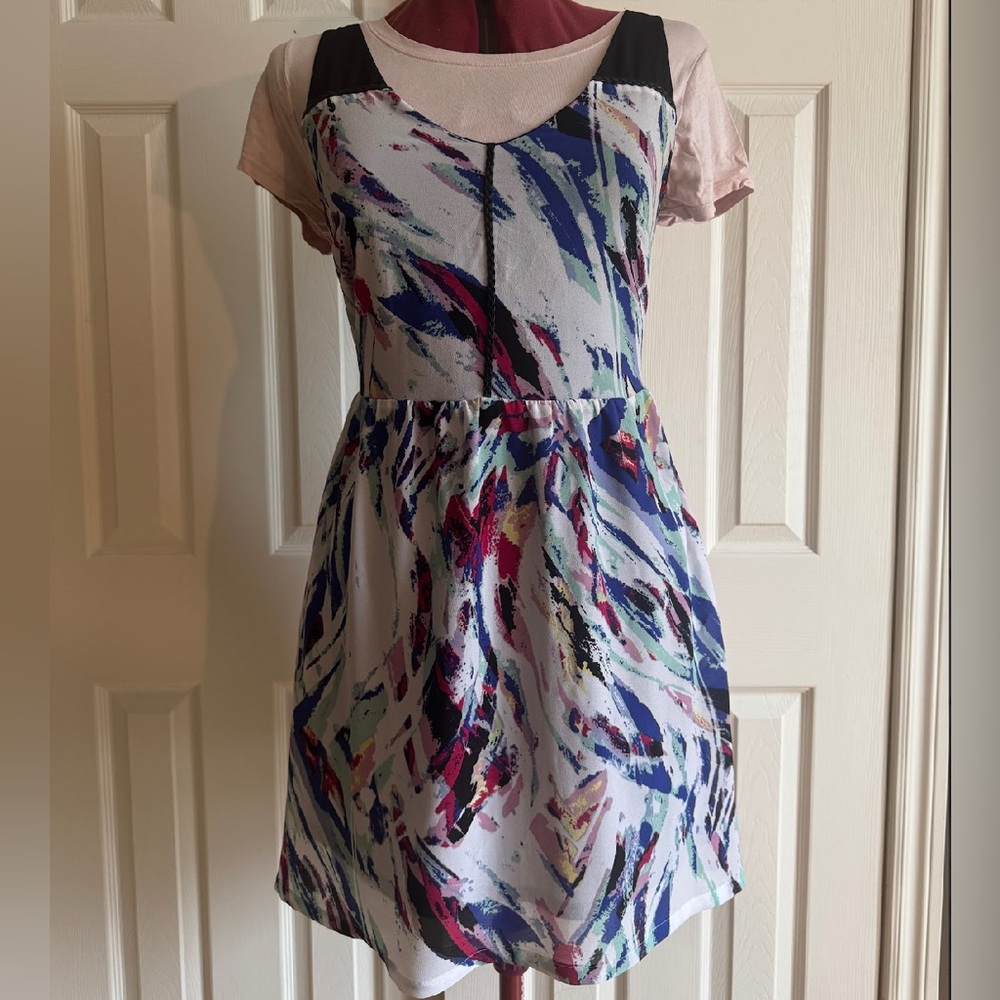 Sumer time colorful Winner’s dress